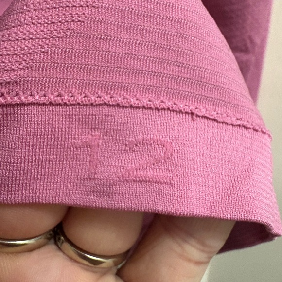 EUC Lululemon Swiftly Tech Tank Race Length - Picture 4 of 4